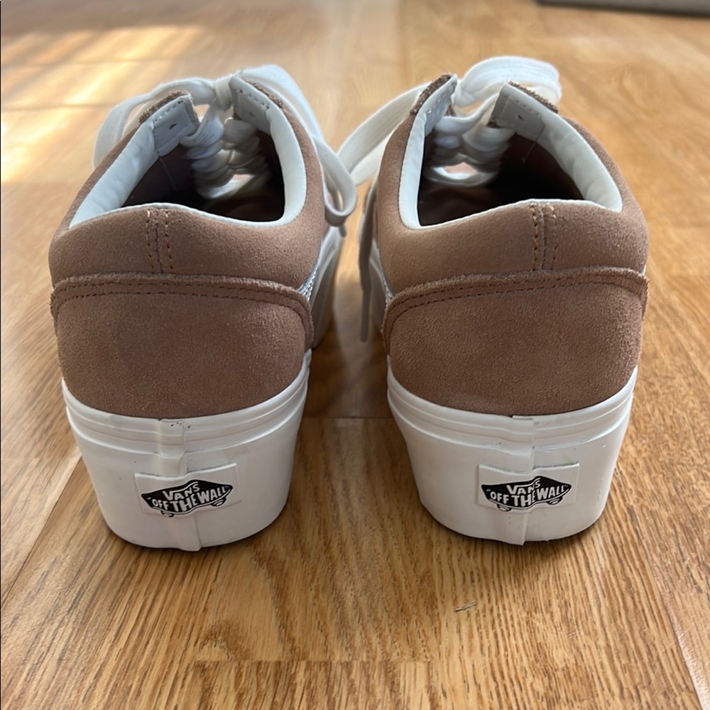 Vans Women’s Old Skool Stacked Suede Sneakers - Picture 6 of 10